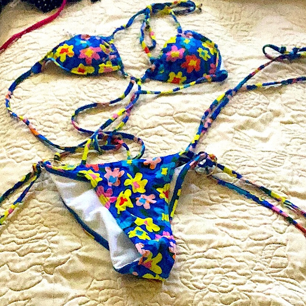 Floral bikini